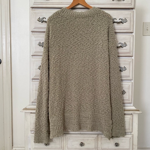 Sage Popcorn Sweater - Picture 4 of 7